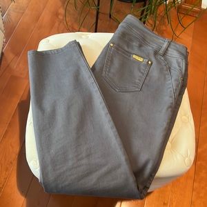 👖IMAN Global Chic Skinny Jeans